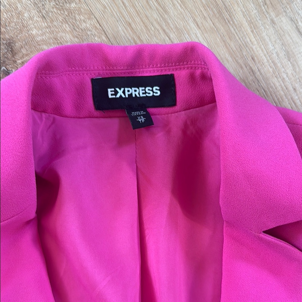 Express - Oversized Pink Blazer - Picture 3 of 8